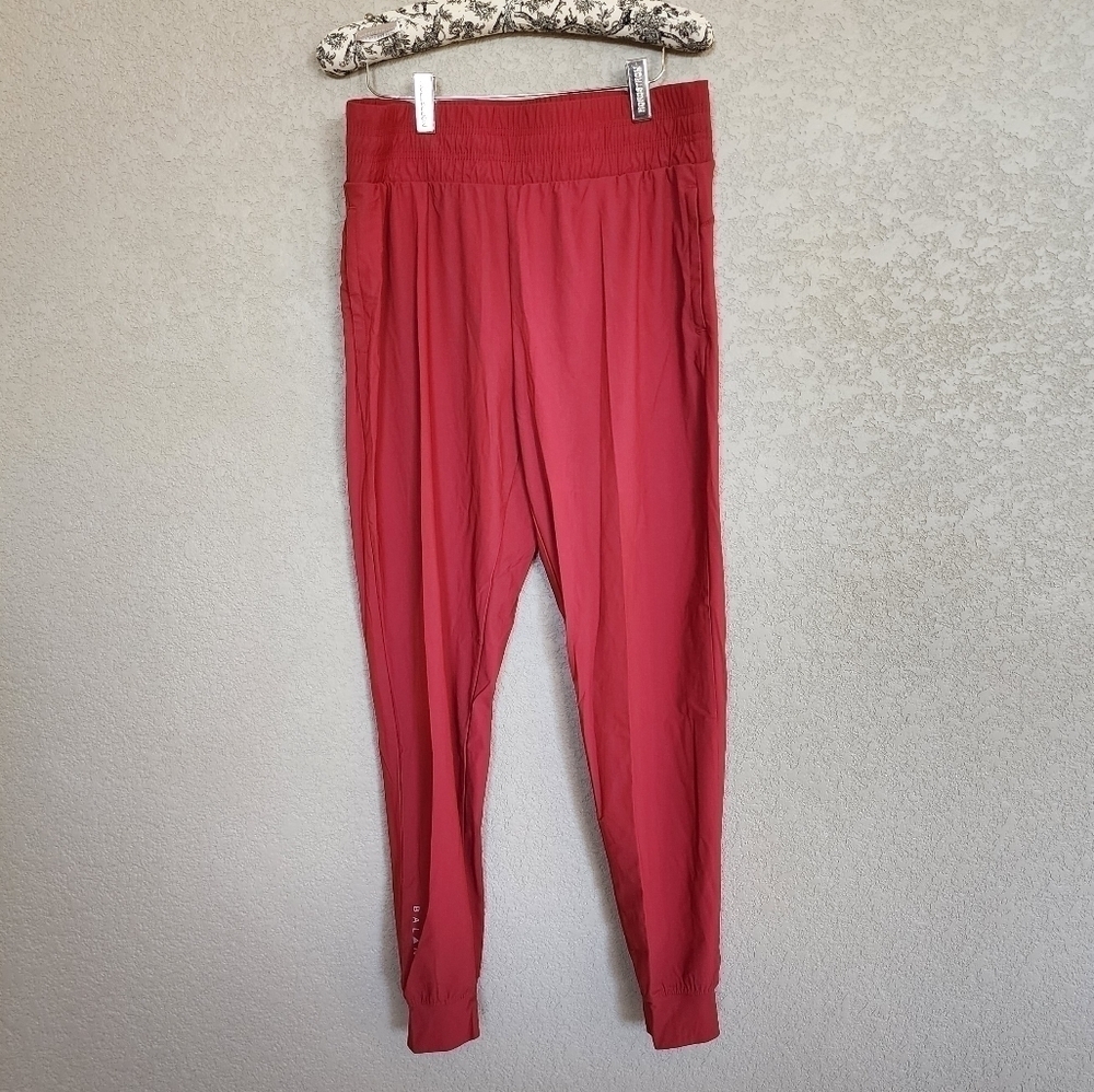 Balance athletica size Large joggers